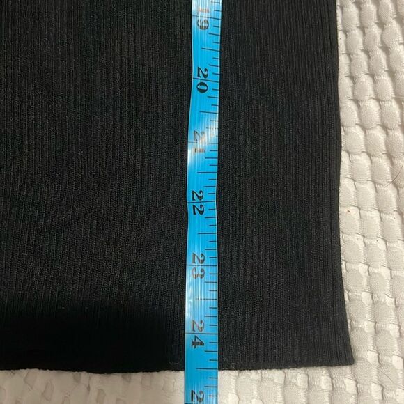 NWT- Anne Klein- L. Ribbed Knit Top - Picture 6 of 9